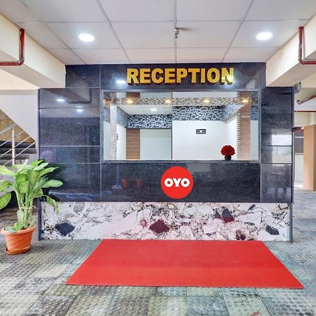 Heavens Inn Near Rasoolpura Metro Station Hyderabad Esterno foto